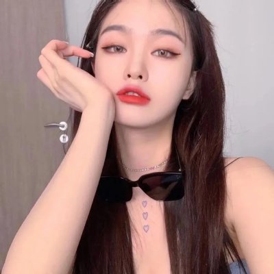 圈养的妇女